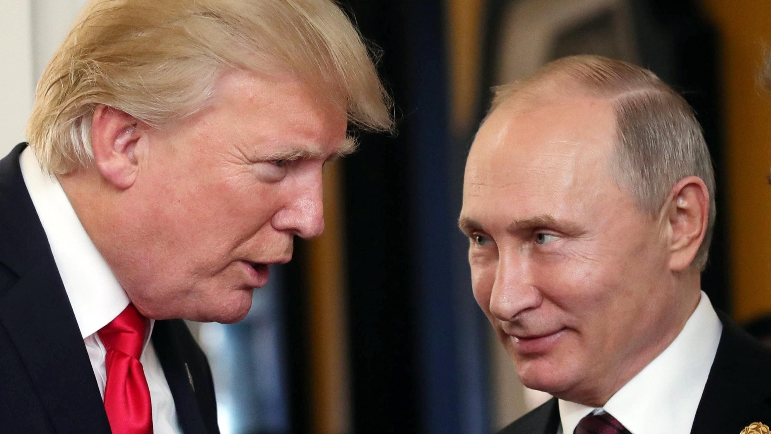 Bloomberg: Кремль целенаправленно проверяет, насколько далеко Белый дом Трампа может зайти в исполнении его требований
