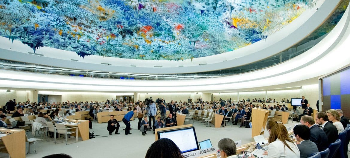 Генассамблея ООН приостановила участие России в Совете по правам человека